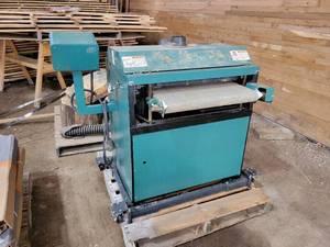 lot 16 image: Grizzly 24 Variable Speed Drum Sander - Tested and Works - Model No. G1066Z