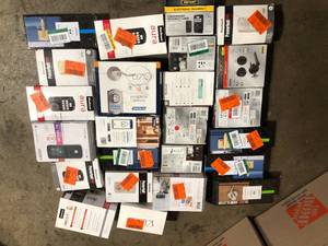 lot 39 image: Lot of Assorted Door Handles Various Models and Conditions  Customer Returns See Pictures