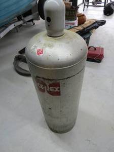 lot 16 image: 100LB PROPANE CYLINDER
