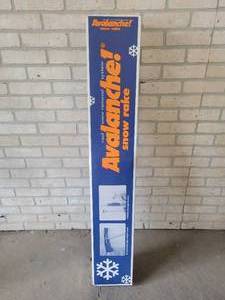 lot 30 image: Avalanche 20 Snow Rake in Box