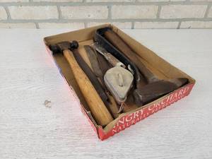 lot 42 image: Maul, Ballpeen Hammer, Prybar, Chalk Line and More