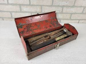 lot 44 image: Steel Toolbox with Ballpeen Hammer and Assorted Chisels