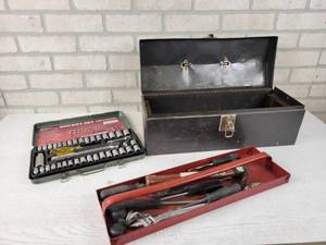 lot 47 image: Steel Toolbox with Duracraft Socket Set, Hand Tools and More