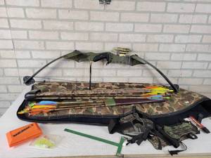 lot 22 image: PSE Pulsar Express Compound Bow with Case, Arrows, Release, Arm Guard and More - NO SHIPPING
