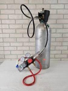 lot 91 image: Carbon Dioxide Tank with TapRite Gauges - Reads Approx. 700 PSI - NO SHIPPING