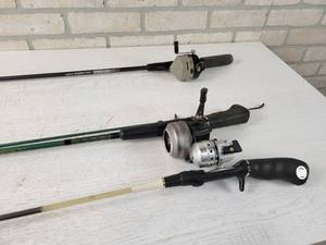lot 97 image: (3) Spincast Fishing Rods and Reels - DAIWA Reel with True-Temper 4504 56 Rod, Johnson Crappie-Pro 230 Reel with SSI Graphite 56 Pole Model No. SSI-SC100 and Zebco 202 Reel with Zebco 56 Rod - NO SHIPPING