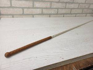 lot 103 image: Vintage Wonder Whip Co. Whip - Made in Fostoria, IA - Approx. 60 Long Overall - NO SHIPPING