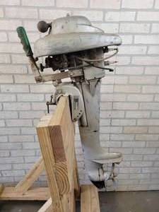 lot 99G image: 1940s Gale Sea King 5hp Outboard Motor - Model No. 54GG-9011 - NO SHIPPING