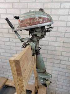 lot 99K image: 1950s Johnson Seahorse Model No. HD25 - 2.5hp Outboard Motor - NO SHIPPING