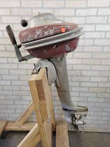 lot 99L image: 1950s Montgomery Ward Gale Sea King 5hp Outboard Motor - NO SHIPPING