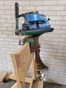 lot 106U image: Clinton Outboard Motor - Model No. K7503107D, Serial No. 998724 - NO SHIPPING