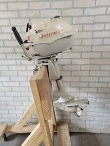 lot 106V image: 1960s Johnson Model JW-18 3hp Outboard Motor, Serial No. B106014 - NO SHIPPING