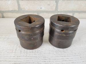 lot 141 image: (2) Snap On Sockets (1-12 Drive)  - 1-1316 and 1-58