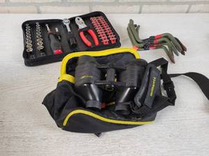 lot 145 image: Bushnell Insta-Vision Binoculars, (7) Tree Stand Pegs and Socket Set