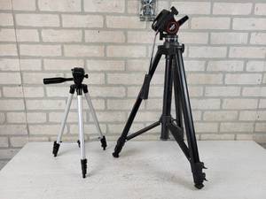 lot 146 image: Vivitar V3000 Camera Tripod and Smaller Aluminum Tripod - NO SHIPPING