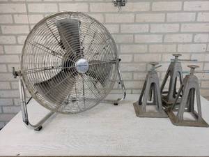 lot 147 image: 20 Fan (Works) and (3) Aluminum Camper Jack Stands - NO SHIPPING