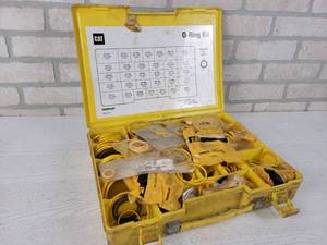 lot 154 image: CAT Silicone O-Ring Kit - 4C-8253
