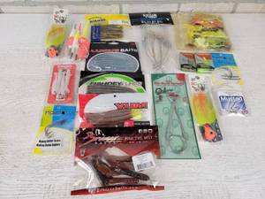 lot 178 image: Large Lot of Assorted Fishing Tackle and Bait - Most is Brand New