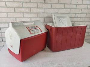 lot 190 image: (2) Coolers - NO SHIPPING