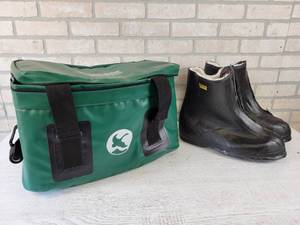 lot 202 image: Honeywell RANGER Size 14 Insulated Rubber Boots and Guides Series Soft Side Cooler - NO SHIPPING
