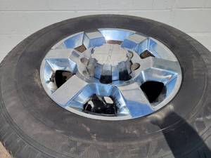lot 18 image: Set of (4) 8-Bolt 18 DENALI Rims and Tires with Spacers to fit 34 Ton GMCChevrolet Trucks - NO SHIPPING