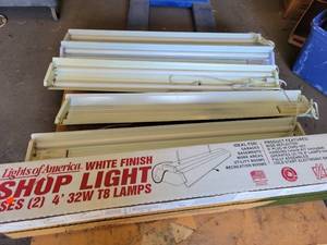lot 227 image: (6) 48 Fluorescent Shop Lights  (2) Boxes of Assorted Good 48 T8 Bulbs - NO SHIPPING