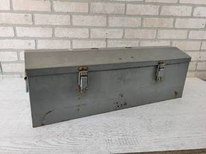 lot 235 image: Heavy Duty Steel Toolbox - Approx. 26 x 9 x 9 - NO SHIPPING