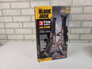 lot 316 image: New in Box Black Hack 3-ton Jack Stands