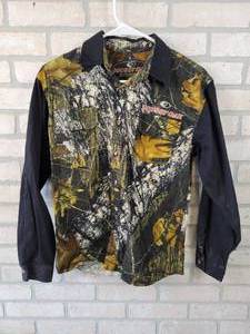 lot 353 image: Mossy Oak Womens Western Shirt - Size XL