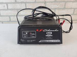 lot 401 image: Schumacher Model No. SC1305 12V battery Charger with 50A Start