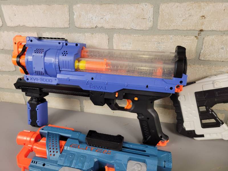 lot 908 image: Large Lot of NERF Guns and Ammo