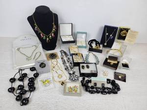 lot 603 image: Jewelry Collection - Necklaces, Rings, Earrings, Brooches, Bracelets - Includes Sterling Silver, Gold Electroplate, and More