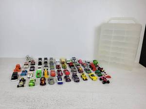 lot 622 image: Lot of (48) 60s, 70s, 80s, 90s, and 2000s Hot Wheels, Matchbox, and Various Other Brands in Plastic Carrying Case