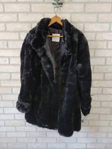lot 633 image: NEW Ladies Reversible Long Black Faux Fur Coat - Tags Still Attached
