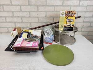 lot 593 image: Lot of Post-It Notes, Lazy Susans, KOSTA BODA Snowball and More - NO SHIPPING