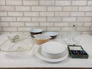 lot 598 image: Vintage Pyrex, Kasaki Crystal, Direction of Health Balls and More - NO SHIPPING
