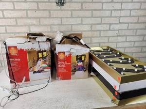 lot 652 image: (2) Christmas Inflatables and (4) 2022 Light Up Signs - NO SHIPPING