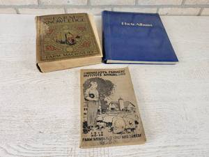 lot 661 image: 1918 Farm Knowledge Book, 1915 Minnesota Farmers Institute Annual of Farm Animal types and Breeds and More
