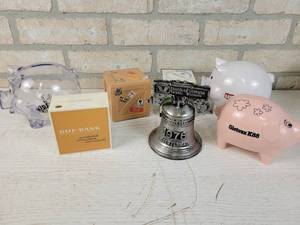 lot 815 image: Lot of Vintage and Modern Coin Banks