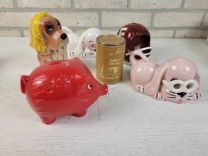 lot 816 image: Lot of Vintage and Modern Coin Banks