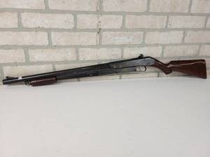lot 847 image: Vintage DAISY Model 25 Air Rifle