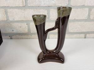 lot 515 image: Vintage Vase from Van Briggle Pottery