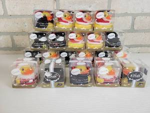 lot 868 image: (20) New Old Stock B. Duck Mini Floating Ducks