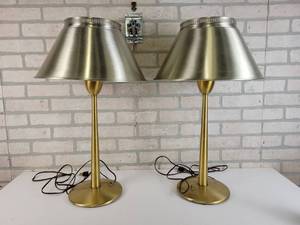 lot 514 image: Pair of EMPIRE Mid-Century Modern Brass lamps