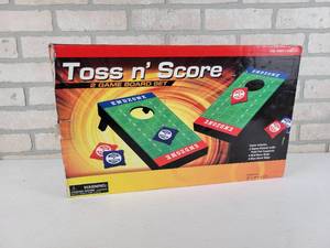 lot 753 image: Toss n Score Bean Bag Boards - Each is Approx. 20 x 10.5 x 1.5 - Includes Bags