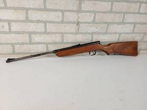 lot 510 image: Vintage CROSSMAN Model V-350 BB Air Rifle - Barrel Slide Action