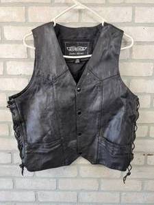 lot 897 image: UNIK Leather Vest - Size 44