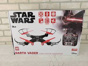 lot 909A image: STAR WARS Darth Vader RC Quadcopter