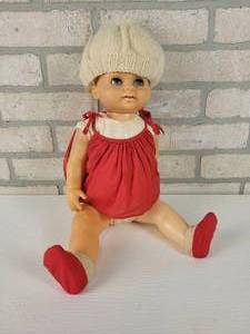 lot 926 image: 1960 Chatty Cathy Doll with Pull String