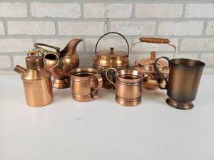 lot 927 image: Collection of Copper Dcor